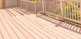 Expand Your Living Space Outdoors with These Deck Railing Ideas!