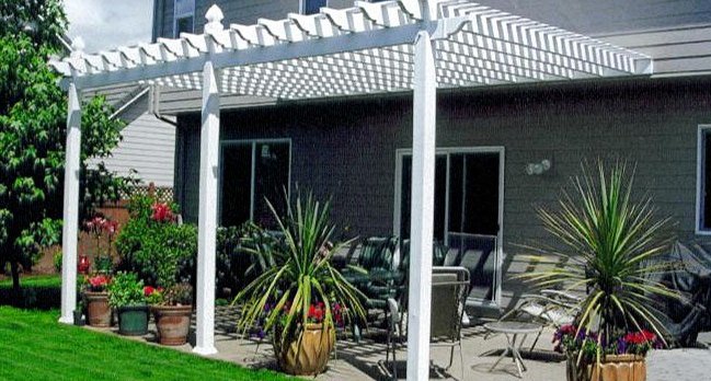 Custom pergola kits from Cedar Supply North in Colorado can be integrated in every design.